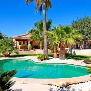 Phong Cách Sân Vườn Địa Trung Hải