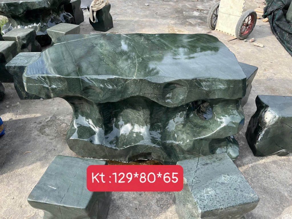Bàn ghế Đá cẩm thạch xanh tự nhiên nguyên khối